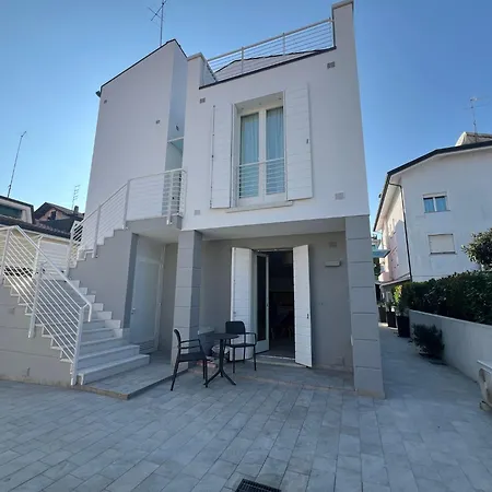 Giulia Family Apartments- Leresidenzedijesolo Appartamento *